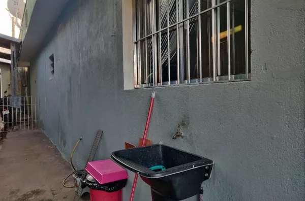 02 CASAS EM UM SÓ TERRENO - UMA COM 3 DORM (1SUITE) E OUTRA COM 2 DORM - JARDIM STA LUCIA - CAMPO LPO PTA - R$ 490 mil - Foto 14