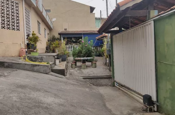 03 casas à venda,  198 m² por R$ 500.000 - Jardim Vitória - Campo Limpo Paulista/SP