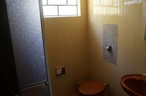 Chácara completa com casa, piscina, churrasqueira, casa caseiro, campo, capela, salão de jogos, 18000 m² - Soares - Jarinu/SP - Foto 36