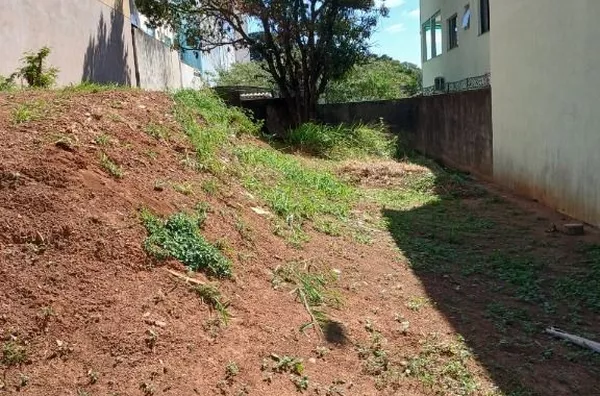 Excelente oportunidade, terreno à venda, 261 m² por R$ 600.000 - Vila Thomazina - Campo Limpo Paulista/SP