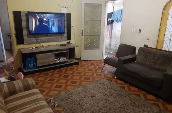 Casa com 2 dormitórios à venda, 138 m² por R$ 270.000,00 - Conjunto Habitacional São José - Campo Limpo Paulista/SP