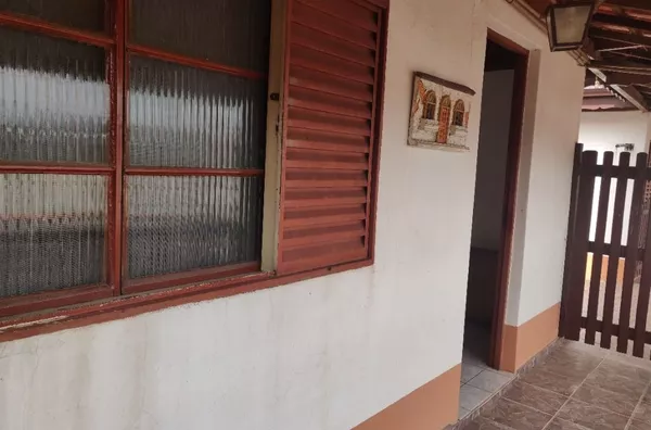 Casa com 1 dormitório para alugar, 70 m² por R$ 1.250,00/mês - Jardim Solange - Campo Limpo Paulista/SP - Foto 1