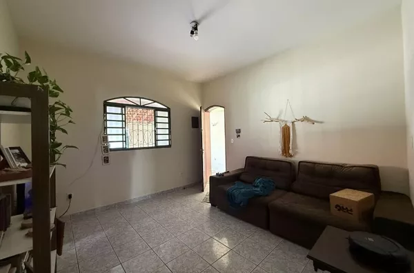 Casa com 3 dormitórios à venda por R$ 680.000,00 - Jardim Europa - Campo Limpo Paulista/SP