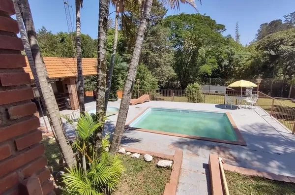 Chácara completa com casa, piscina, área para festas, playground, 2469 m² por R$ 720.000 - Iara - Atibaia/SP