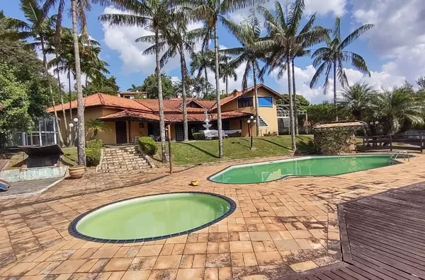 Chácara de auto padrão - Completa - 5 dormitórios sendo 2 suíte à venda, 1718 m² por R$ 1.200.000 - Loteamento Champs Privés - Campo Limpo Paulista/SP - Foto 1