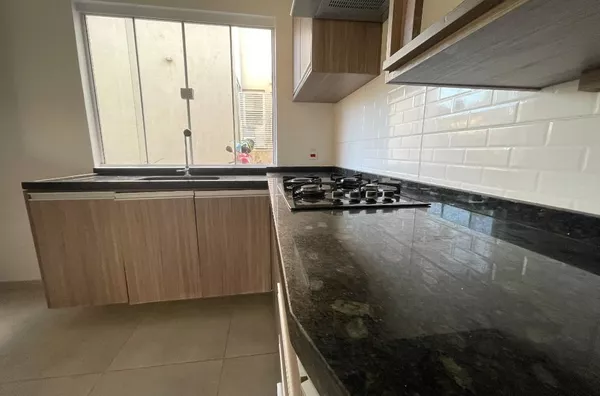 Casa em condomínio com 2 dormitórios à venda, 74 m² por R$ 320.000 - Nova Trieste - Jarinu/SP