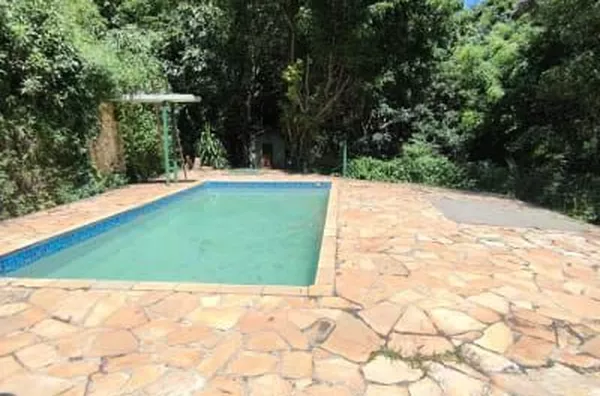 Chácara com 3 dormitórios à venda, 1576 m² por R$ 600.000 - Condomínio Champs Privés - Campo Limpo Paulista/SP