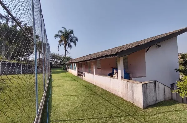 Chácara completa com casa, piscina, campo de futebol, churrasqueira, etc, no bairro Jardim Morada Alta em Jarinu-SP. - Foto 10