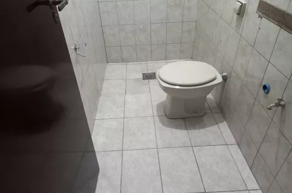 Duas casas com 1 e 2 dormitórios à venda, 213 m² por R$ 450.000 - Jardim Vitória - Campo Limpo Paulista/SP - Foto 8