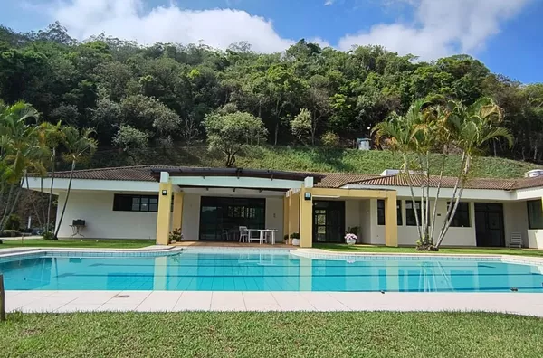 Chácara de alto padrão com 4 suítes à venda, 11500 m² por R$ 5.100.000 - Moinho - Campo Limpo Paulista/SP - Foto 1