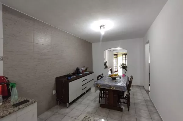 3 Casas em um só terreno - 326m2 AT -  Jardim Guanciale - Campo Limpo Paulista/SP