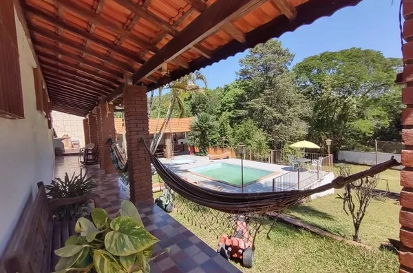 Chácara completa com casa, piscina, área para festas, playground, 2469 m² por R$ 720.000 - Iara - Atibaia/SP