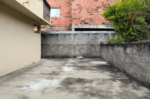 Casa com 3 dormitórios, Terreno 250m2, excelente espaço externo, por R$ 350.000 - Jardim Vista Alegre - Campo Limpo Paulista/SP - Foto 14