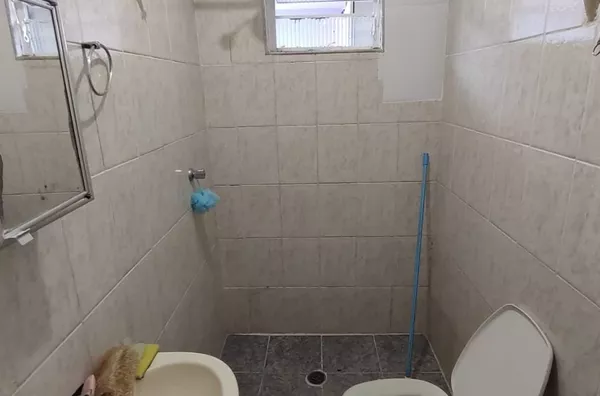 EXCELENTE OPORTUNIDADE PARA RENDA - 3 CASAS NO MESMO TERRENO - R$ 370 MIL - JD EUROPA - CAMPO LPO PTA - Foto 17