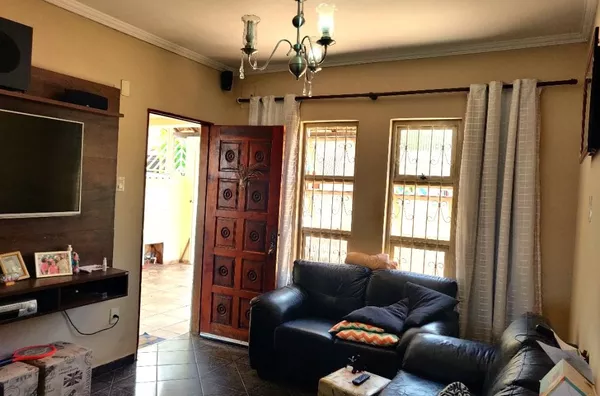 Casa com 2 dormitórios mais edícula, 178 m² - venda por R$ 480.000 ou aluguel por R$ 3.000/mês - Jardim Vitória - Campo Limpo Paulista/SP