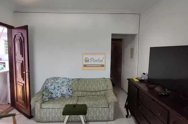 EXCELENTE OPORTUNIDADE PARA RENDA - 3 CASAS NO MESMO TERRENO - R$ 370 MIL - JD EUROPA - CAMPO LPO PTA