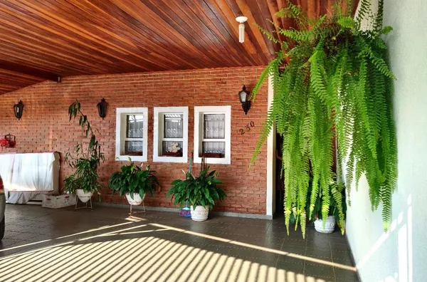 Casa com 3 dormitórios à venda, 228 m² por R$ 690.000,00 - Jardim Corcovado - Campo Limpo Paulista/SP