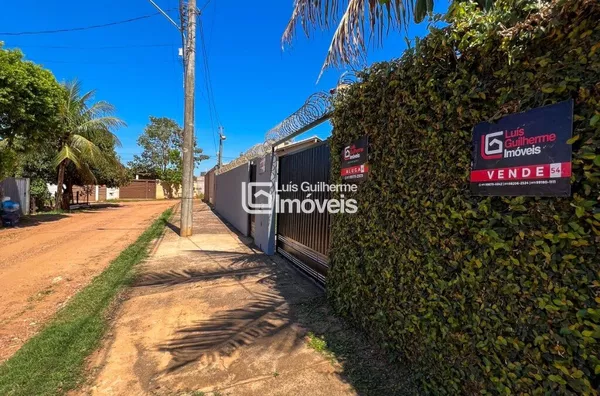 AMPLO SOBRADO DIPONÍVEL PARA VENDA!