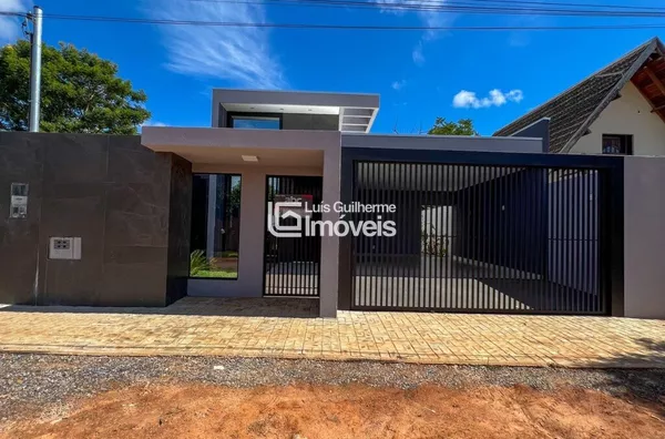 CASA RECÉM CONTRUÍDA DISPONÍVEL PARA VENDA!