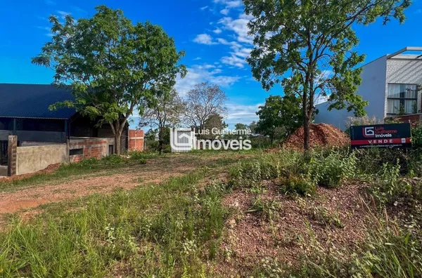 TERRENO SUESQUINA NA AVENIDA PRINCIPAL DO TARUMÃ.