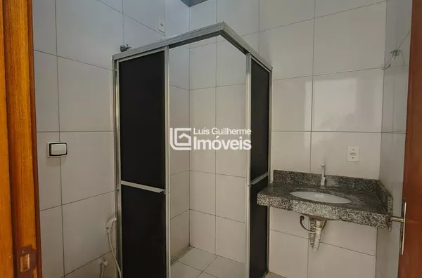 Casa para aluguel 2 quartos, centro