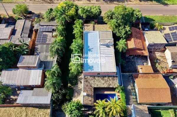 Linda casa com 4 suítes! 