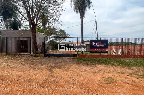 Amplo Terreno disponível para investimento!