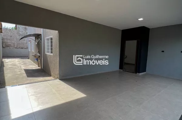 Casa com lindo design próximo ao Ginásio!