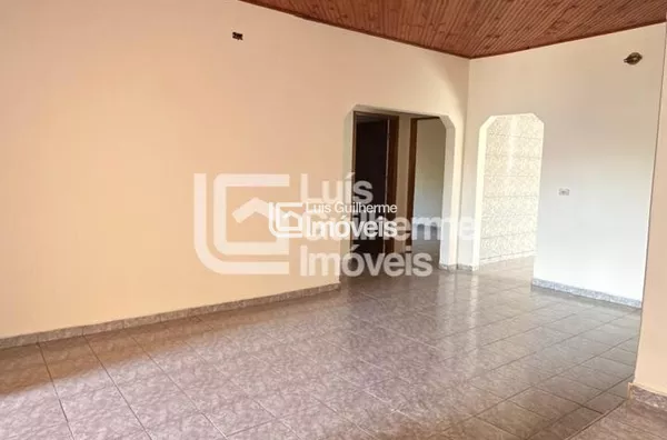 Casa para aluguel, 2 quarto(s),  Centro, Bonito