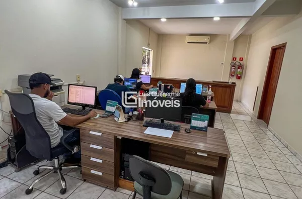 Salão comercial no centro de Bonito!!