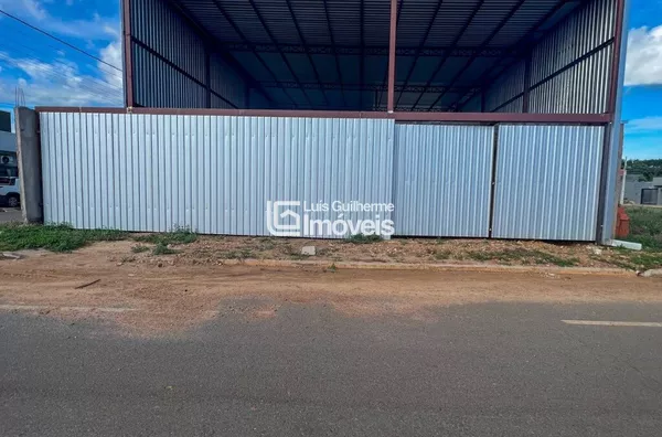 Barracão com uma estrutura de qualidade! 