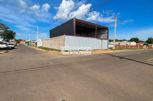 Barracão com uma estrutura de qualidade! 