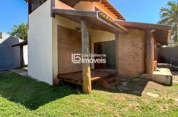 AMPLO SOBRADO DIPONÍVEL PARA VENDA!