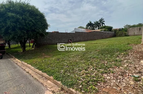 Terreno Amplo próximo ao centro