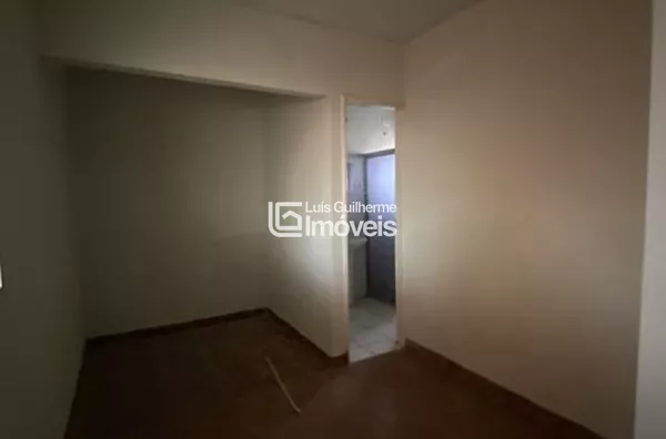 Casa ampla de esquina!