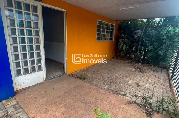 Casa comercial em ótima localização!