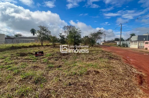 TERRENO AMPLO DE ESQUINA!