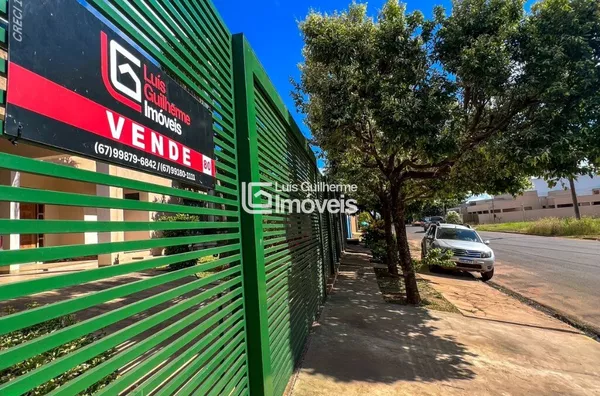 AMPLO SOBRADO DIPONÍVEL PARA VENDA!