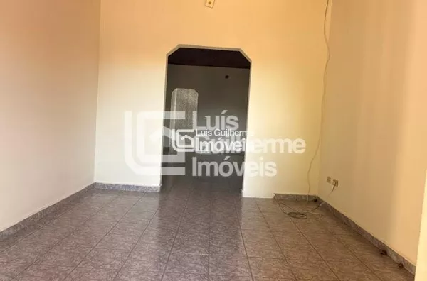 Casa para aluguel, 2 quarto(s),  Centro, Bonito