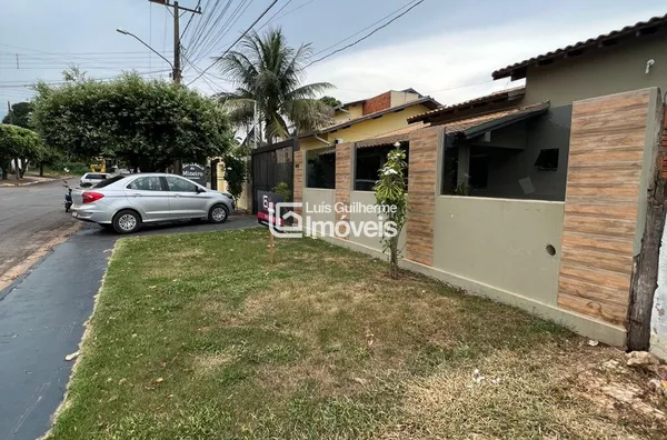 CASA EM ÓTIMA LOCALIZAÇÃO!