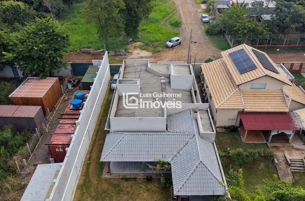 EXCELENTE OPORTUNIDADE PARA QUEM BUSCA UM IMÓVEL AMPLO!