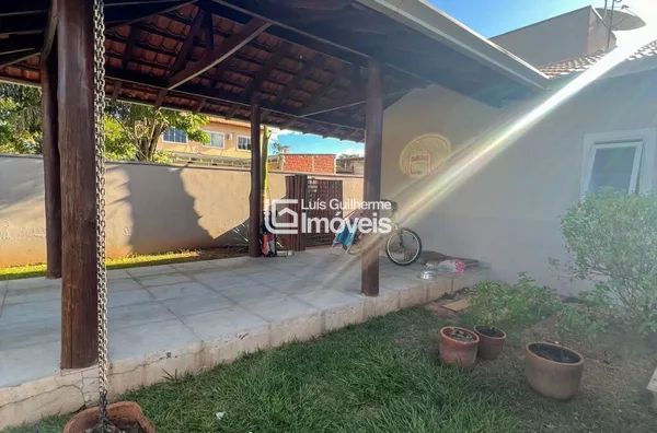 Casa ampla com área gourmet completíssima