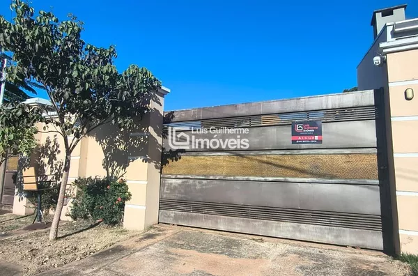 Casa para aluguel, 5 quarto(s),  Centro, Bonito