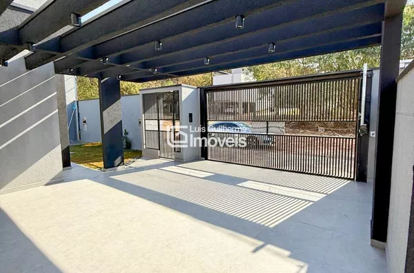 Casa Nova finalizada com acabamento refinado! 