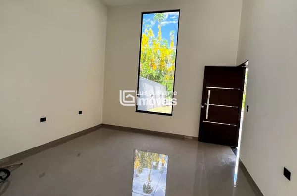 Casa com lindo design próximo ao Ginásio!