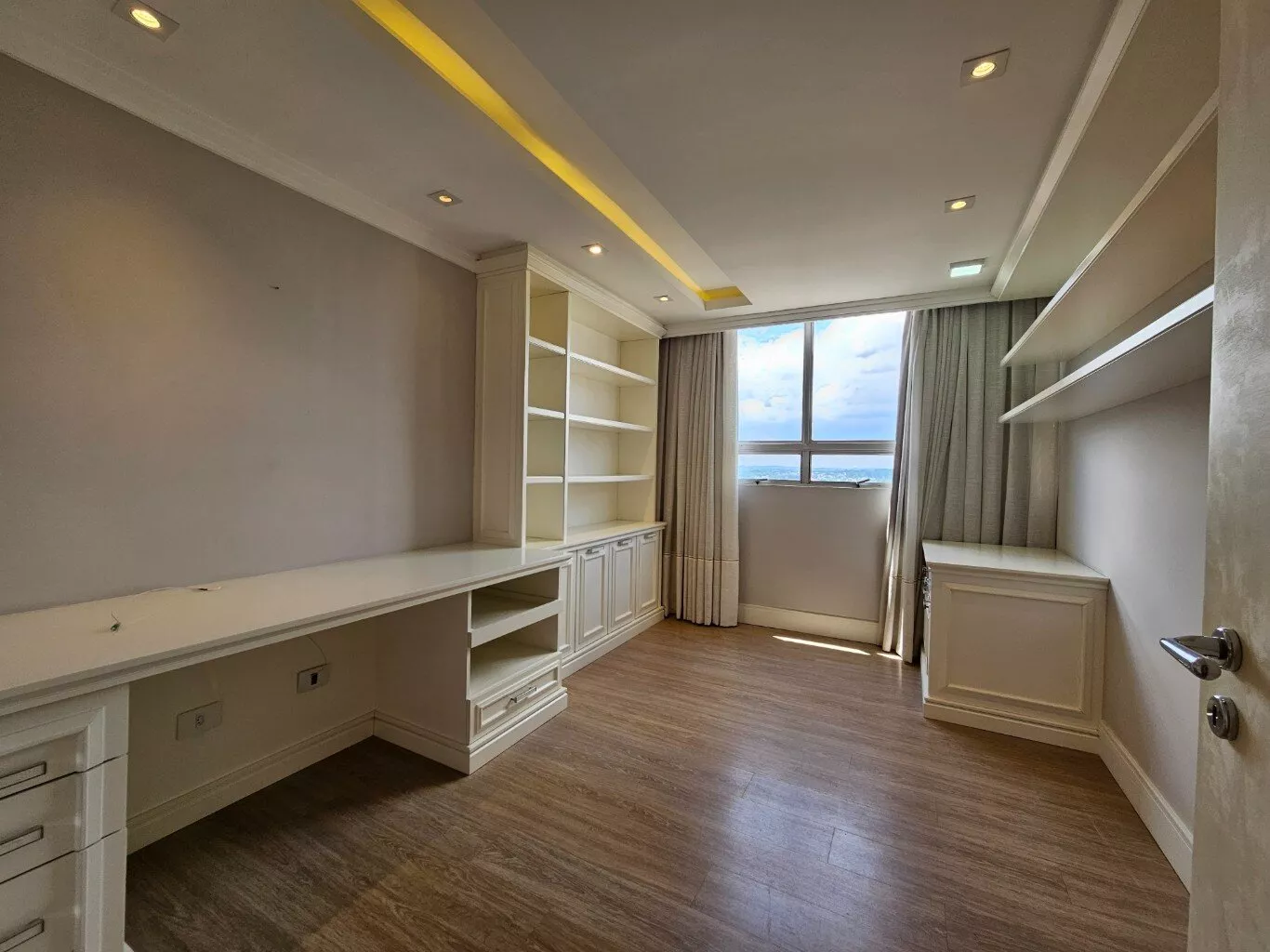 Apartamento à venda com 3 quartos, 155m² - Foto 20