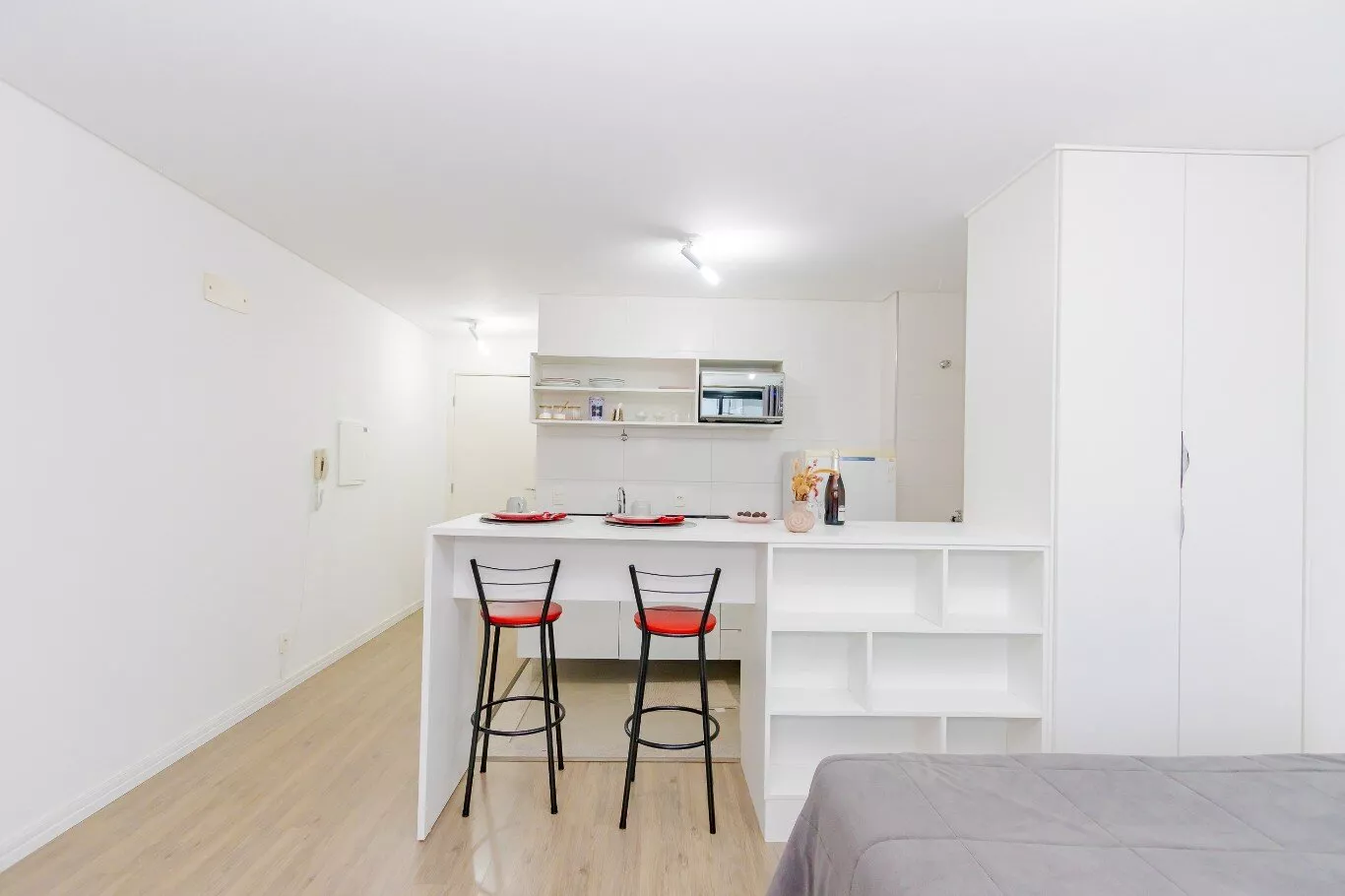 Apartamento à venda com 1 quarto, 33m² - Foto 5