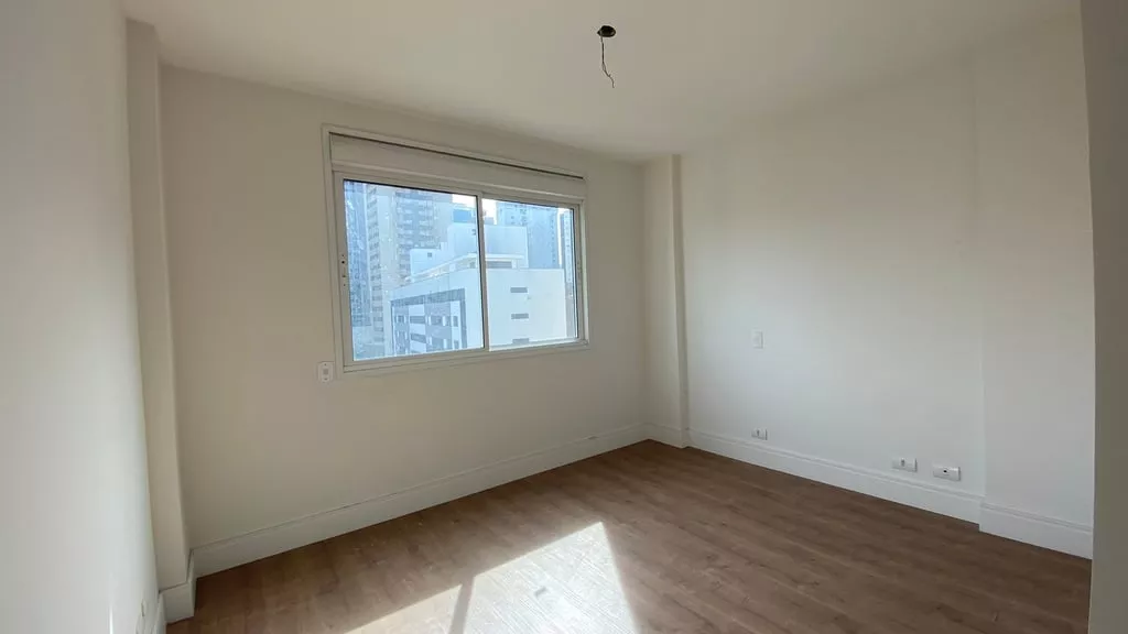 Apartamento à venda com 3 quartos, 95m² - Foto 31