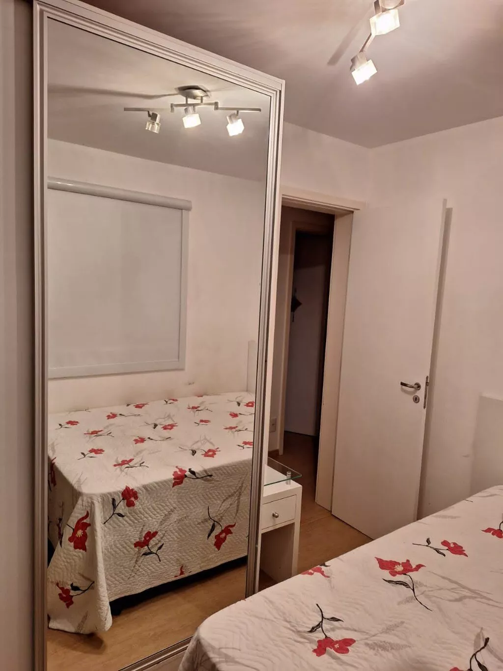 Apartamento à venda com 3 quartos, 20m² - Foto 12