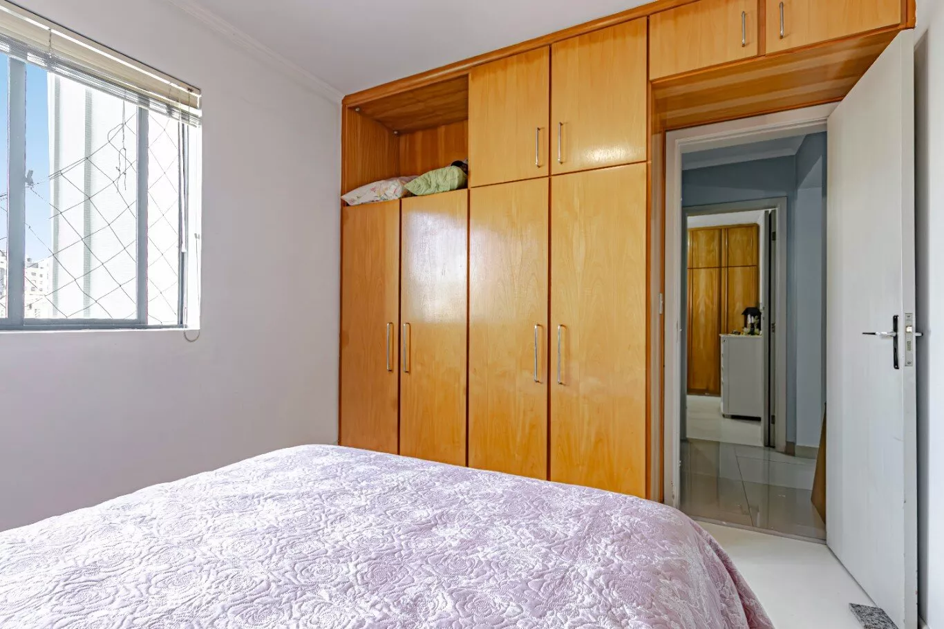 Apartamento à venda com 2 quartos, 70m² - Foto 24